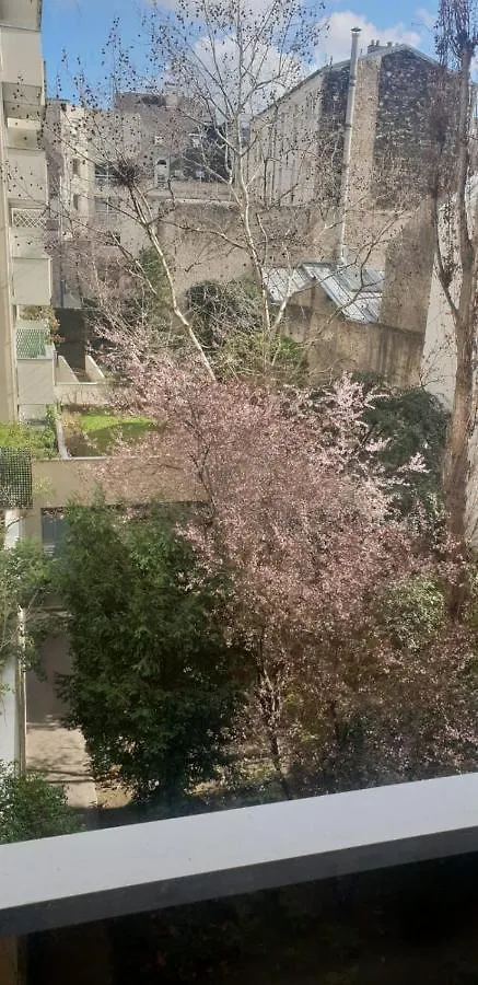 Magnifique Appartement Au Coeur Du 11Eme location